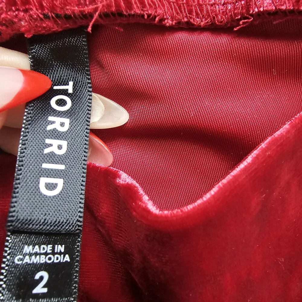 Torrid Velvet Leggings - Red and Black - Picture 7 of 8
